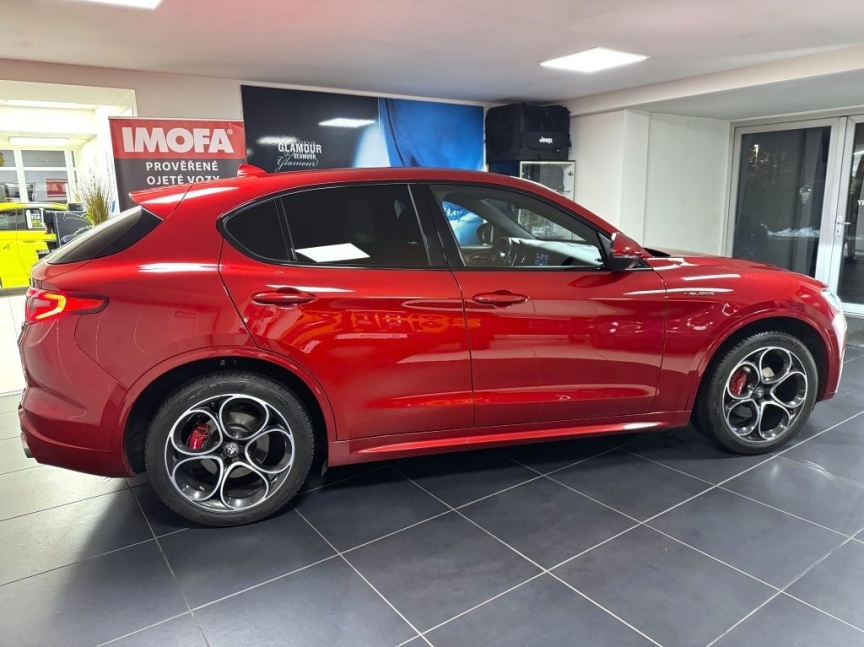 Alfa Romeo Stelvio 2.0T 280k AT8 ZF Q4 4x4 Veloce