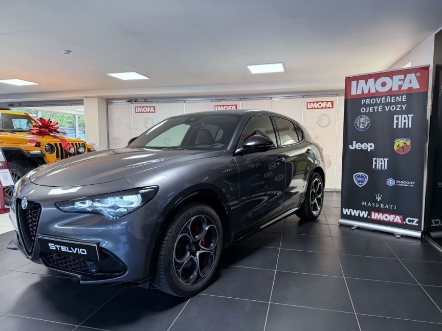 Alfa Romeo Stelvio 2.0T 280k AT8 ZF Q4 4x4 Veloce