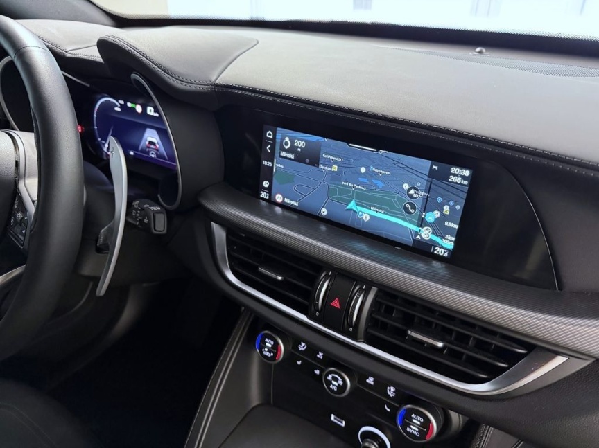 Alfa Romeo Stelvio 2.0T 280k AT8 ZF Q4 4x4 Veloce
