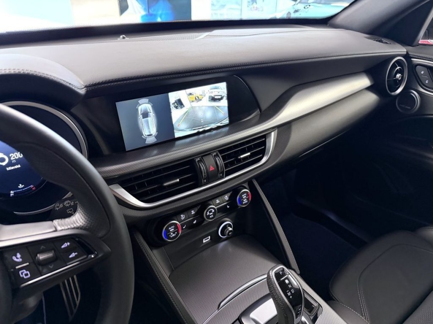 Alfa Romeo Stelvio 2.0T 280k AT8 ZF Q4 4x4 Veloce