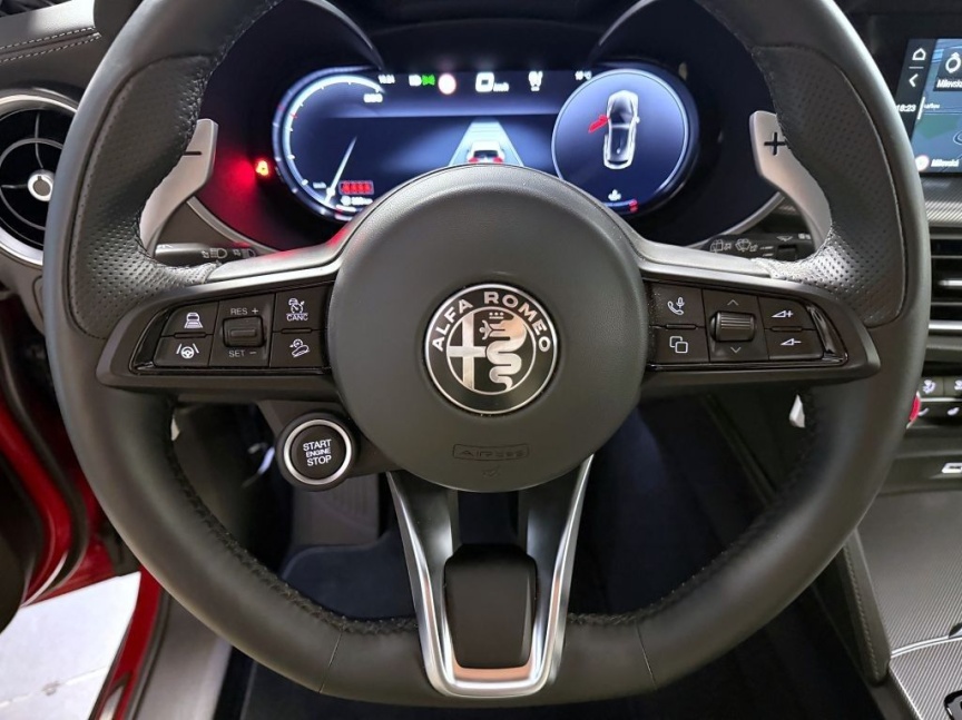 Alfa Romeo Stelvio 2.0T 280k AT8 ZF Q4 4x4 Veloce