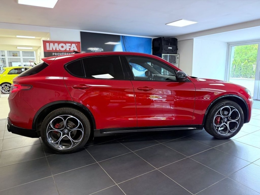 Alfa Romeo Stelvio 2.0T 280k AT8 ZF Q4 4x4 Veloce