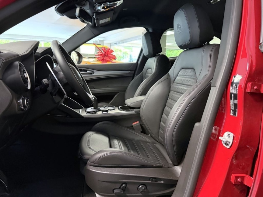 Alfa Romeo Stelvio 2.0T 280k AT8 ZF Q4 4x4 Veloce