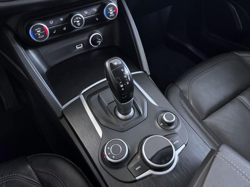 Alfa Romeo Stelvio 2.2 JTD 180k AT8 ZF Q4 4x4 Super