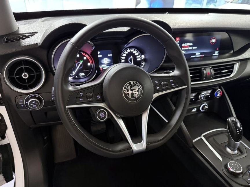 Alfa Romeo Stelvio 2.2 JTD 180k AT8 ZF Q4 4x4 Super