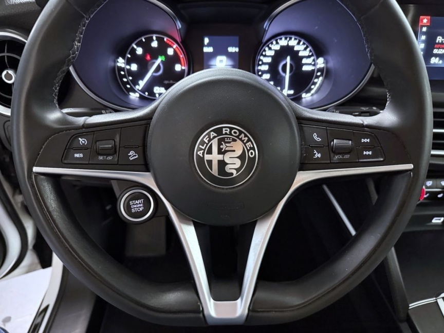 Alfa Romeo Stelvio 2.2 JTD 180k AT8 ZF Q4 4x4 Super