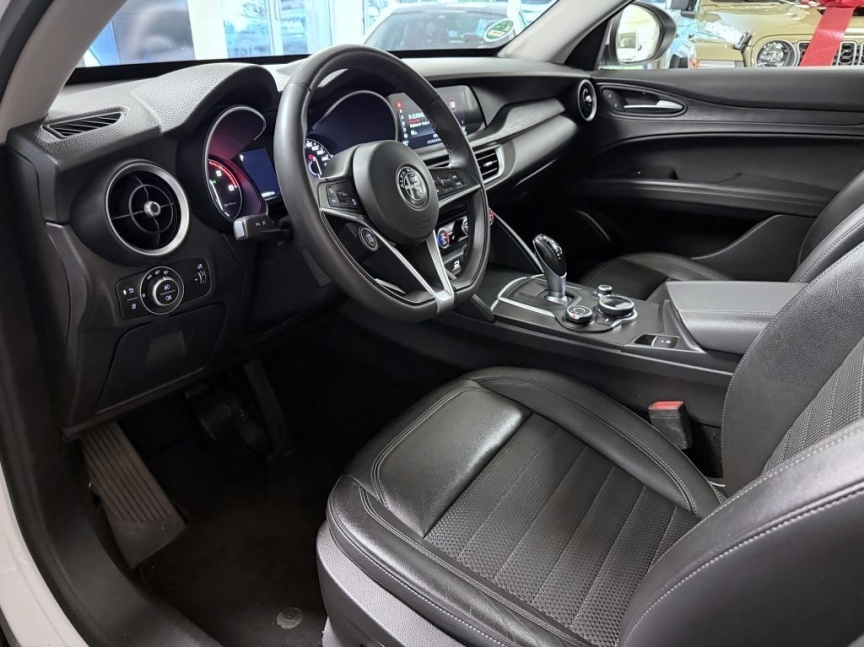Alfa Romeo Stelvio 2.2 JTD 180k AT8 ZF Q4 4x4 Super