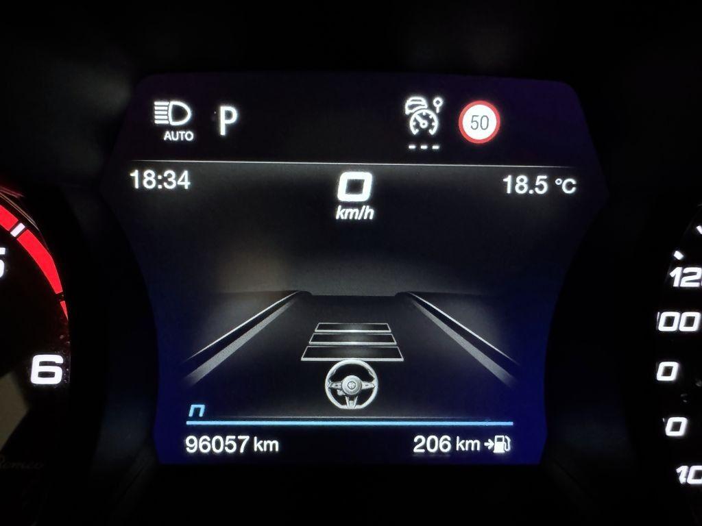 Alfa Romeo Stelvio 2.2 JTD 210k AT8 ZF Q4 4x4 Veloce, reg. 12/2020