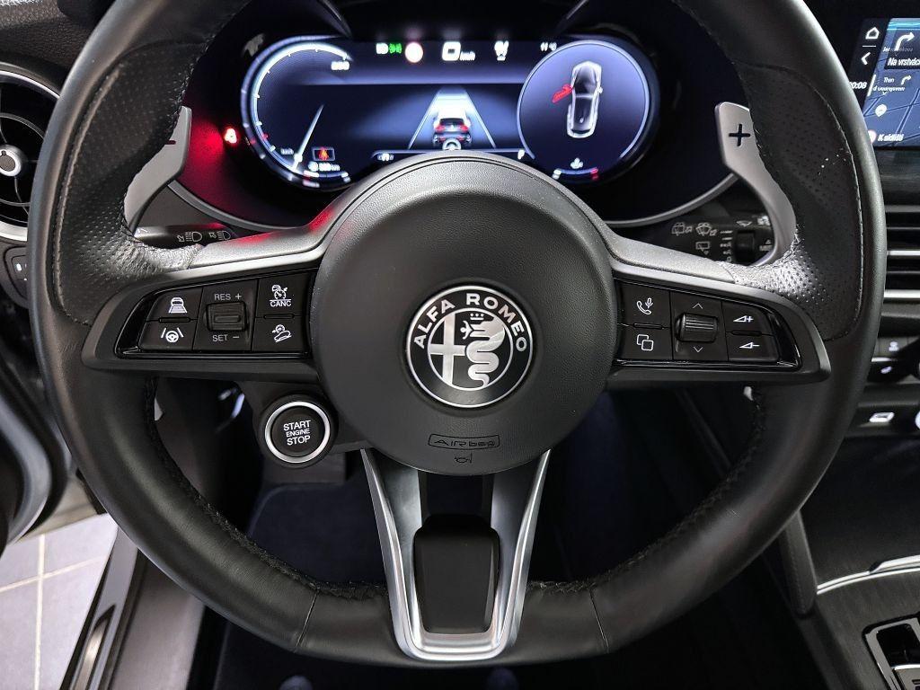 Alfa Romeo Stelvio 2.2 JTDm 210k AT8 ZF Q4 4x4 SPRINT, reg. 03/2024