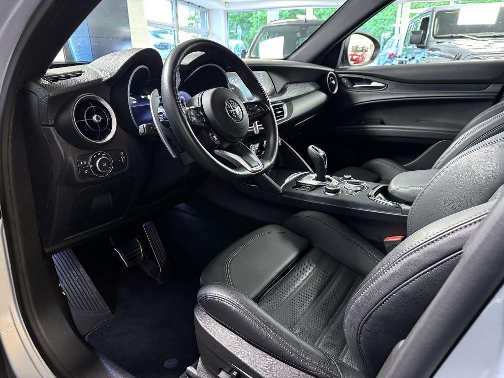 Alfa Romeo Stelvio 2.2 JTDm 210k AT8 ZF Q4 4x4 SPRINT, reg. 03/2024