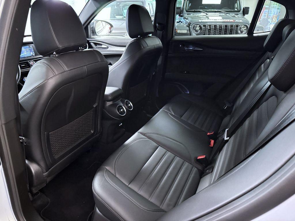 Alfa Romeo Stelvio 2.2 JTDm 210k AT8 ZF Q4 4x4 SPRINT, reg. 03/2024