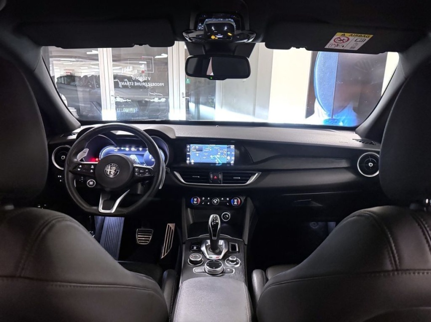 Alfa Romeo Stelvio 2.2 JTDm 210k AT8 ZF Q4 4x4 Sprint (VELOCE PACK)