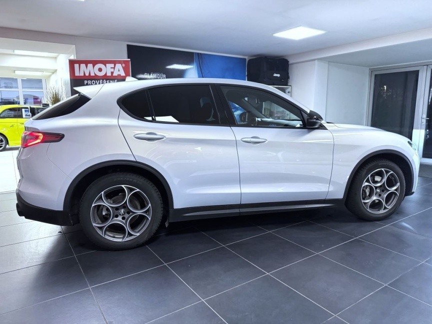 Alfa Romeo Stelvio 2.2 JTDm 210k AT8 ZF Q4 4x4 Sprint (VELOCE PACK)