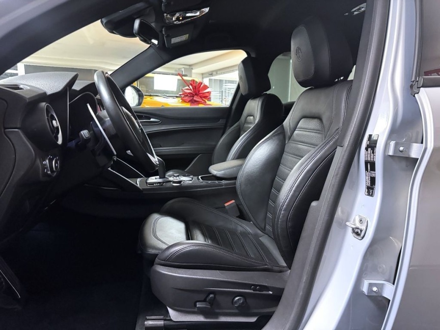 Alfa Romeo Stelvio 2.2 JTDm 210k AT8 ZF Q4 4x4 Sprint (VELOCE PACK)