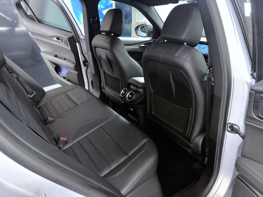 Alfa Romeo Stelvio 2.2 JTDm 210k AT8 ZF Q4 4x4 Sprint (VELOCE PACK)