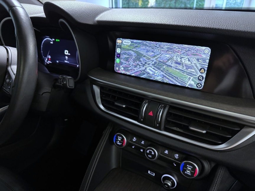 Alfa Romeo Stelvio 2.2 JTDm 210k AT8 ZF Q4 4x4 TI