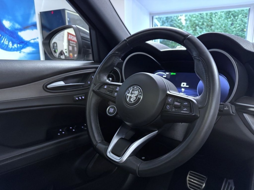 Alfa Romeo Stelvio 2.2 JTDm 210k AT8 ZF Q4 4x4 TI