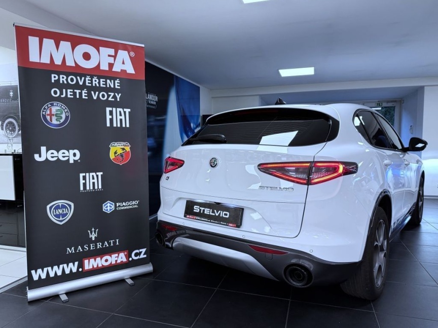 Alfa Romeo Stelvio 2.2 JTDm 210k AT8 ZF Q4 4x4 TI