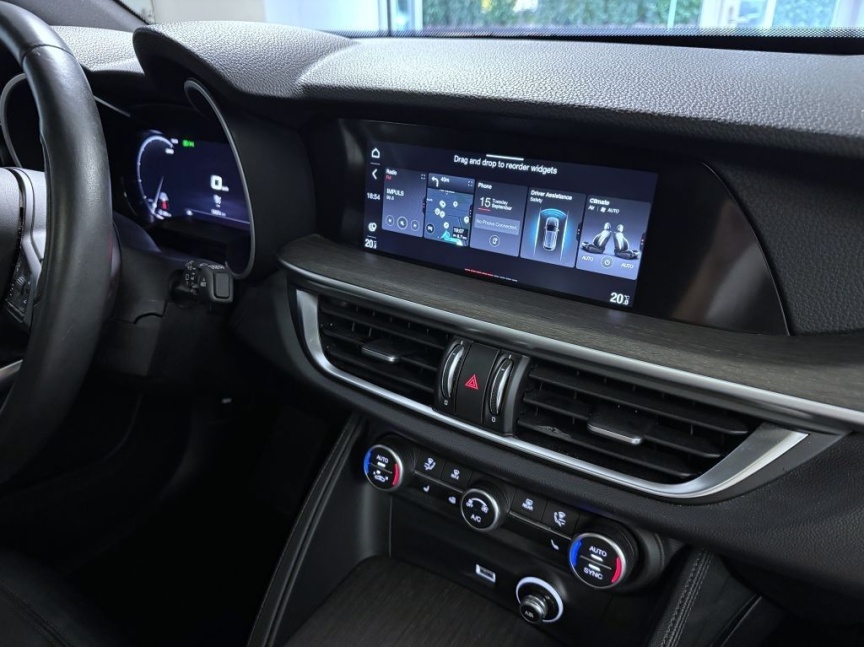 Alfa Romeo Stelvio 2.2 JTDm 210k AT8 ZF Q4 4x4 TI