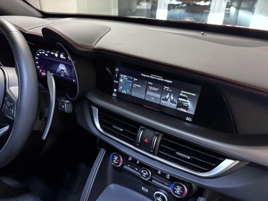 Alfa Romeo Stelvio 2.2 JTDm 210k AT8 ZF Q4 4x4 Tributo