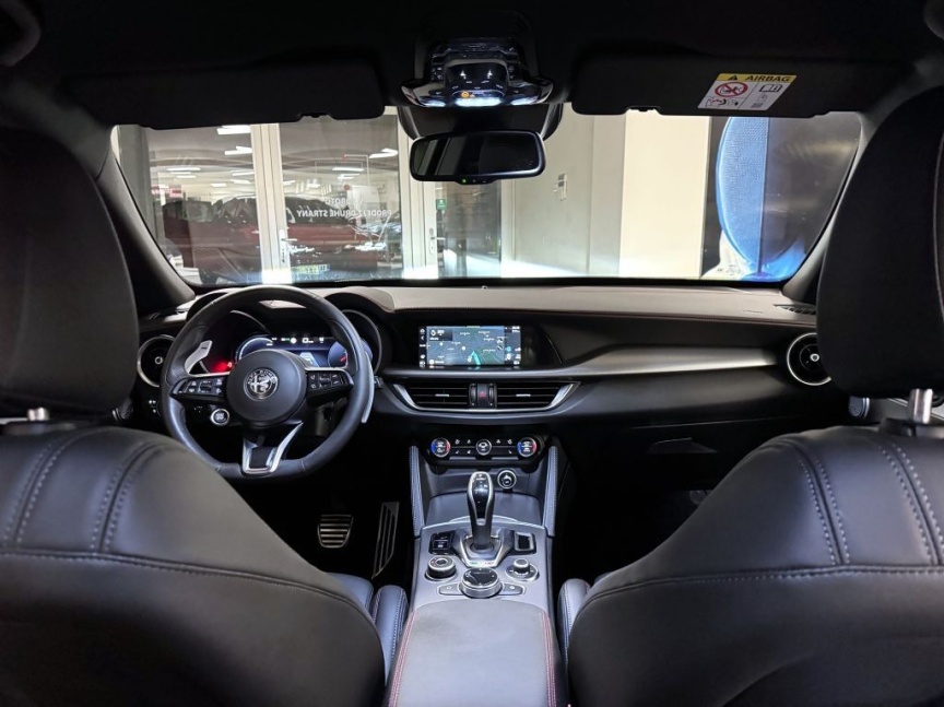 Alfa Romeo Stelvio 2.2 JTDm 210k AT8 ZF Q4 4x4 Tributo