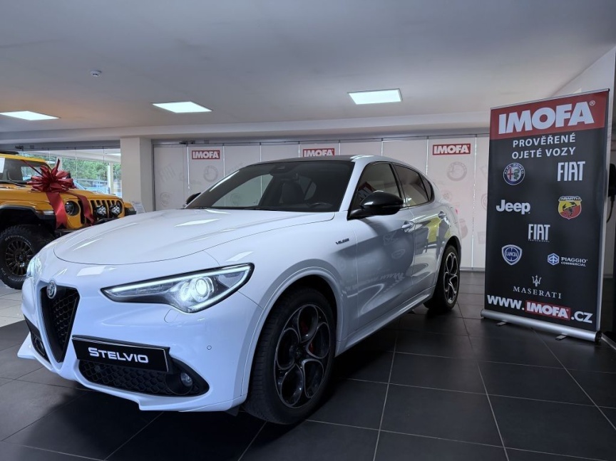 Alfa Romeo Stelvio 2.2 JTDm 210k AT8 ZF Q4 4x4 Veloce