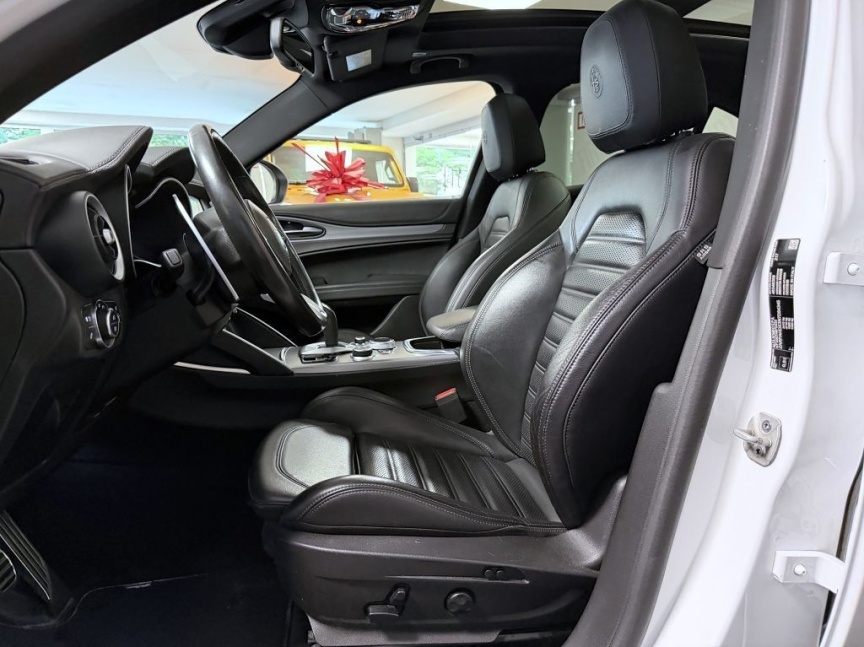 Alfa Romeo Stelvio 2.2 JTDm 210k AT8 ZF Q4 4x4 Veloce