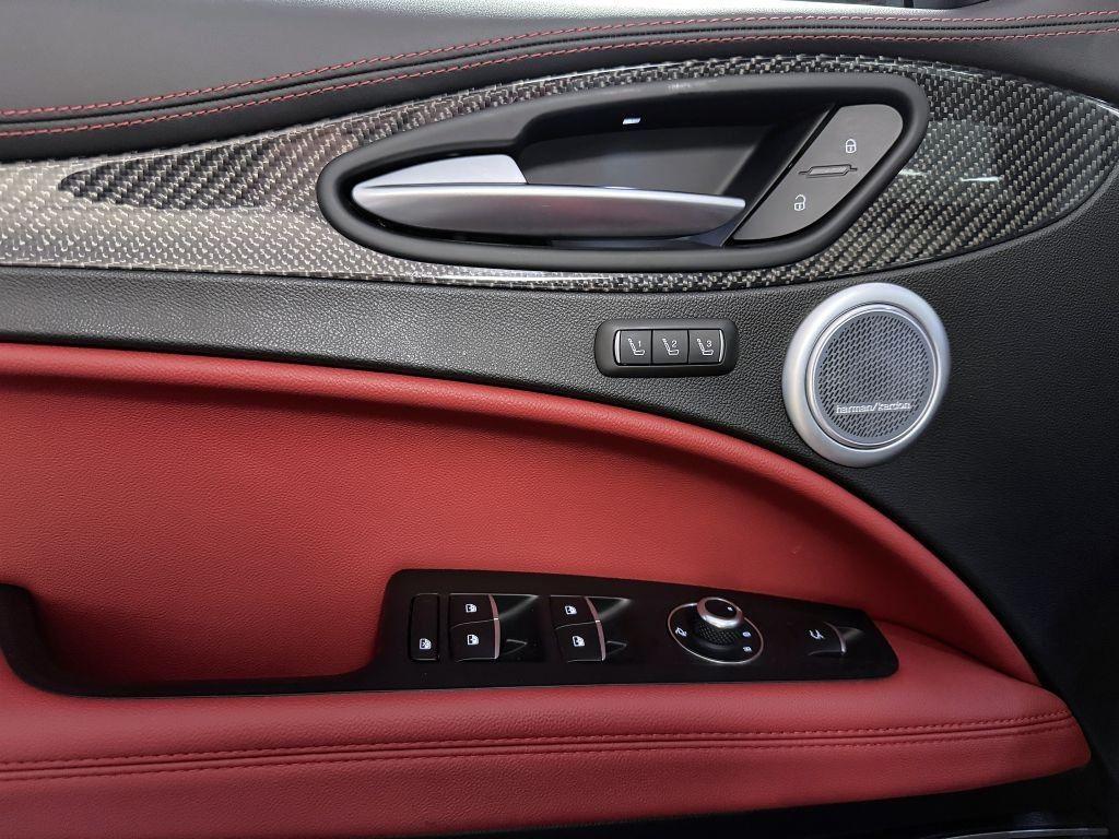 Alfa Romeo Stelvio 2.9 V6 BiTurbo 510k AT8 ZF Q4 4x4 QV reg. 08/2021
