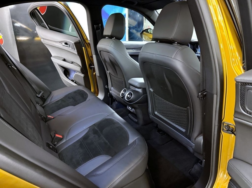 Alfa Romeo Stelvio 2.9 V6 BiTurbo 510k AT8 ZF Q4 4x4 QV reg. 10/2021