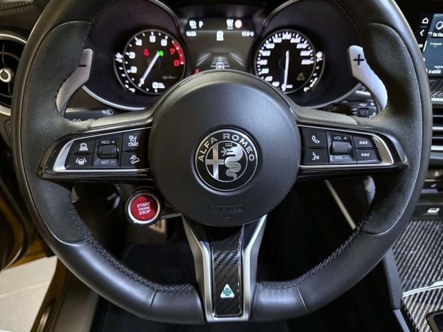 Alfa Romeo Stelvio 2.9 V6 BiTurbo 510k AT8 ZF Q4 4x4 QV reg. 10/2021