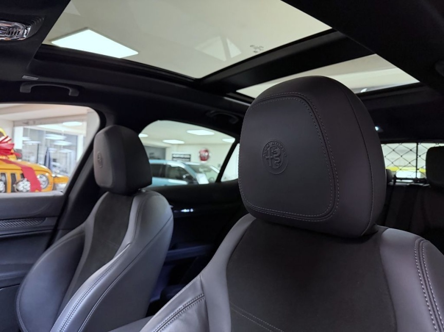 Alfa Romeo Stelvio 2.9 V6 BiTurbo 510k AT8 ZF Q4 4x4 QV reg. 10/2021