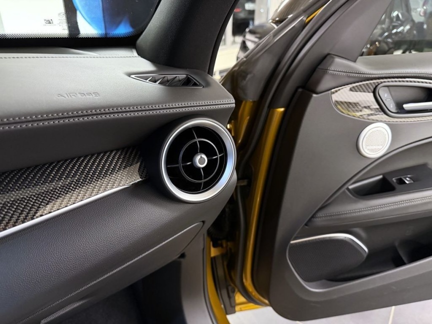 Alfa Romeo Stelvio 2.9 V6 BiTurbo 510k AT8 ZF Q4 4x4 QV reg. 10/2021