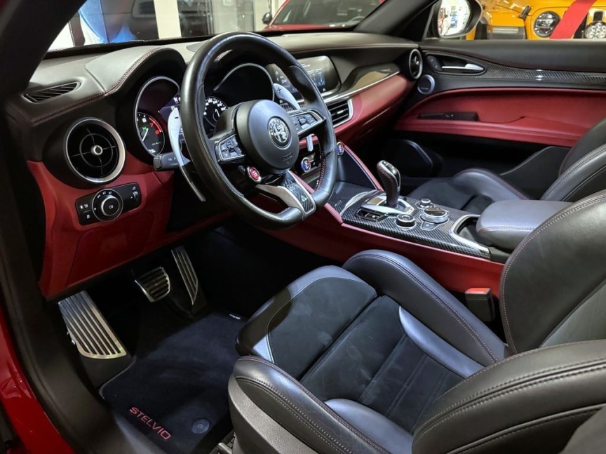 Alfa Romeo Stelvio 2.9 V6 BiTurbo 510k AT8 ZF Q4 4x4 QV