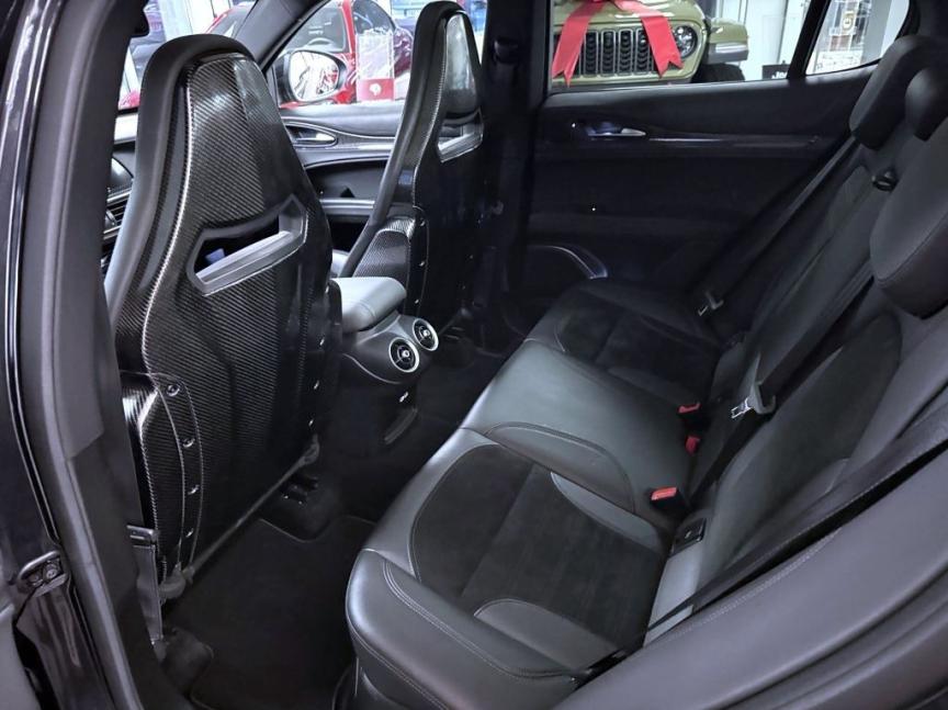 Alfa Romeo Stelvio 2.9 V6 BiTurbo 510k AT8 ZF Q4 4x4 QV