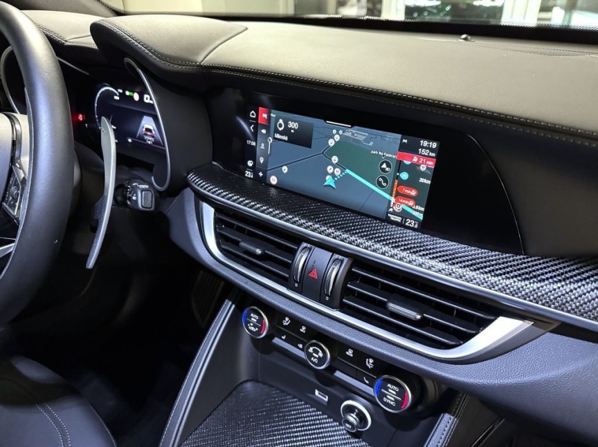 Alfa Romeo Stelvio 2.9 V6 BiTurbo 520k AT8 ZF Q4 4x4 QV