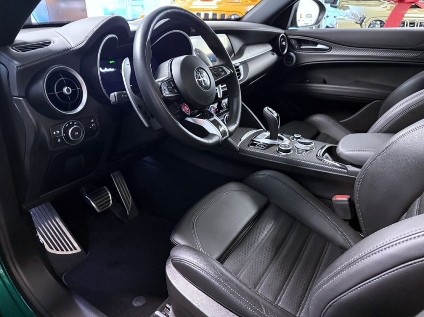 Alfa Romeo Stelvio 2.9 V6 BiTurbo 520k AT8 ZF Q4 4x4 QV