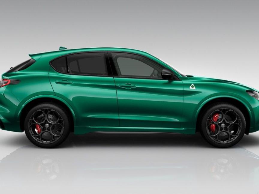 Alfa Romeo Stelvio 2.9 V6 BiTurbo 520k QV Carbon Edition *460*
