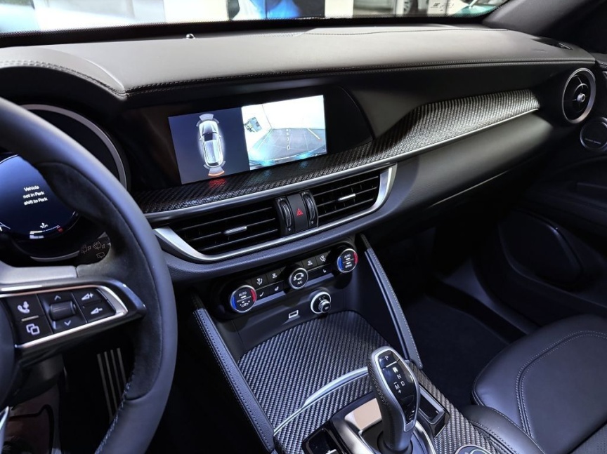 Alfa Romeo Stelvio 2.9 V6 BiTurbo 520k QV Carbon Edition II *652*