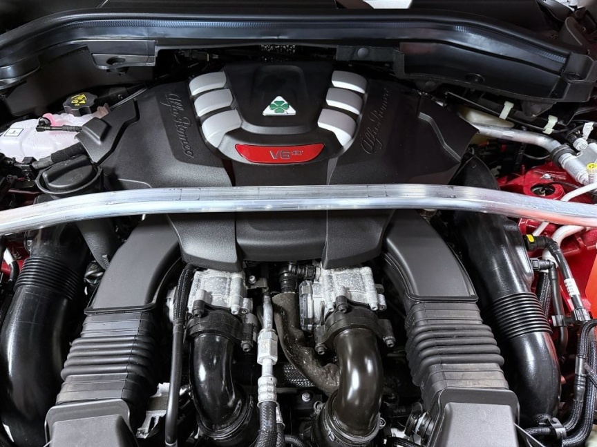 Alfa Romeo Stelvio 2.9 V6 BiTurbo 520k QV Carbon Edition II *652*