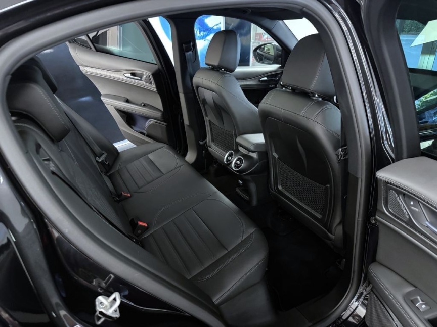 Alfa Romeo Stelvio 2.9 V6 BiTurbo 520k QV Carbon Edition II