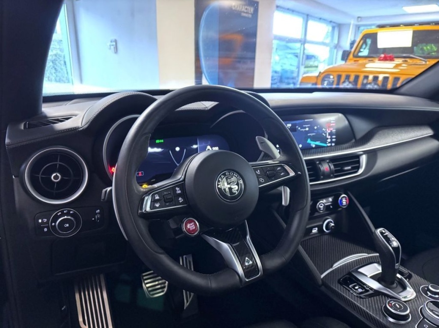 Alfa Romeo Stelvio 2.9 V6 BiTurbo 520k QV Carbon Edition II
