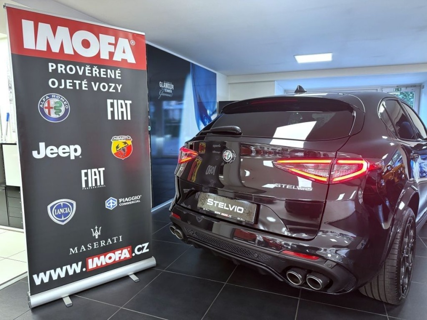Alfa Romeo Stelvio 2.9 V6 BiTurbo 520k QV Carbon Edition II