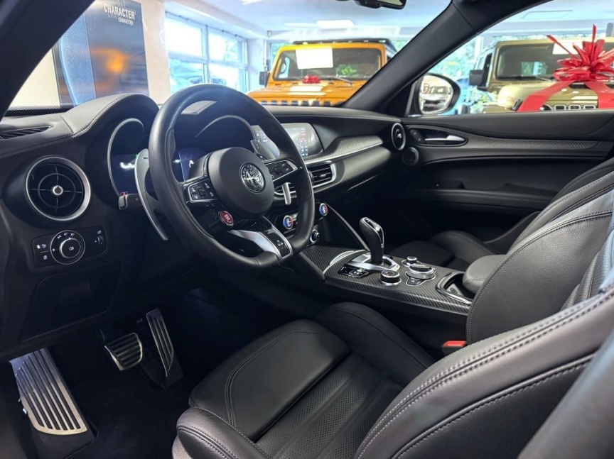 Alfa Romeo Stelvio 2.9 V6 BiTurbo 520k QV Carbon Edition II