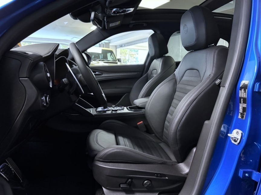 Alfa Romeo Stelvio 2.9 V6 BiTurbo 520k QV Carbon Edition III *700*