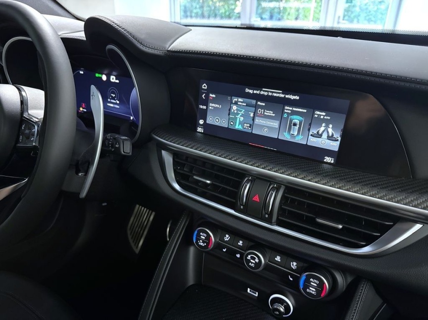 Alfa Romeo Stelvio 2.9 V6 BiTurbo 520k QV Carbon Edition III *700*