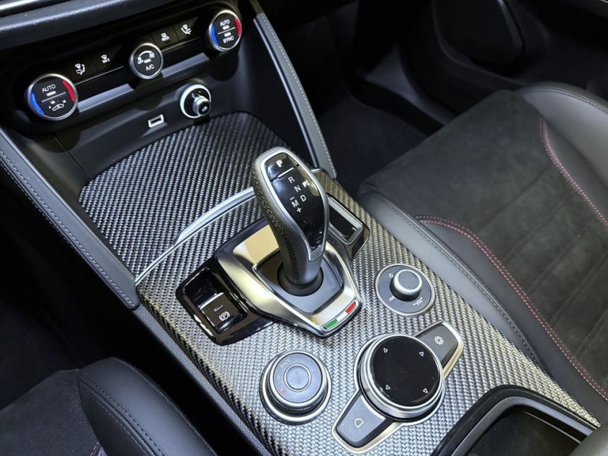 Alfa Romeo Stelvio 2.9 V6 BiTurbo 520k QV COLLEZIONE *784*