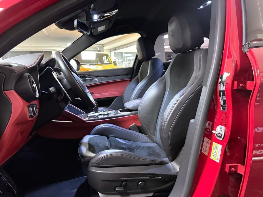 Alfa Romeo Stelvio 2.9 V6 TWIN TURBO 510k Q4 AT8 ZF QV