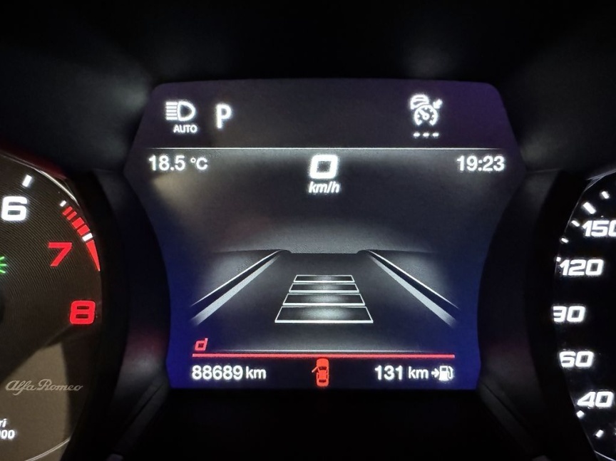 Alfa Romeo Stelvio 2.9 V6 TWIN TURBO 510k Q4 AT8 ZF QV