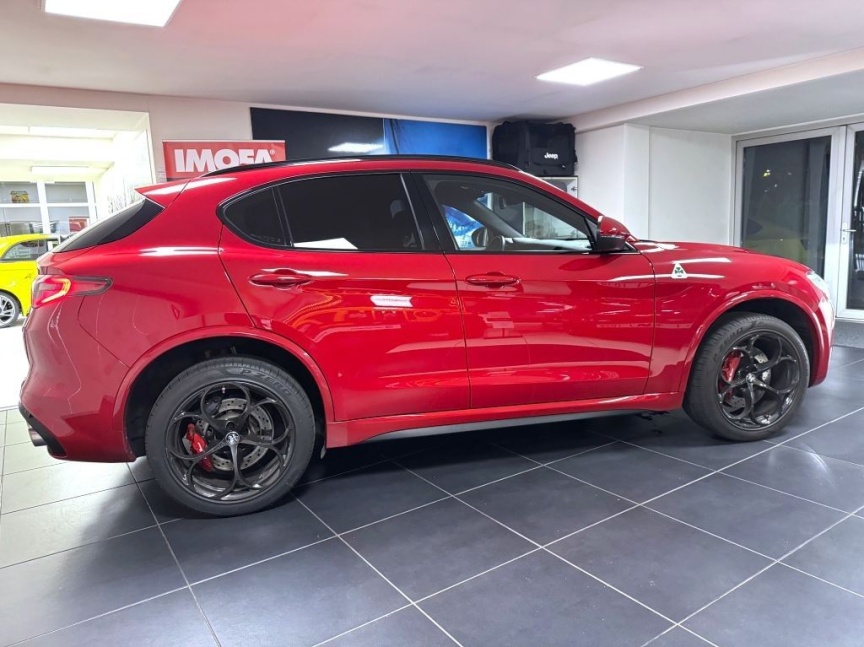 Alfa Romeo Stelvio 2.9 V6 TWIN TURBO 510k Q4 AT8 ZF QV