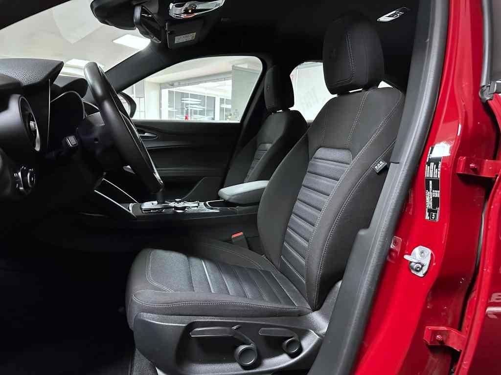 Alfa Romeo Stelvio MY23 2.2 JTDm 210k AT8 ZF Q4 4x4 Super, reg. 03/2023